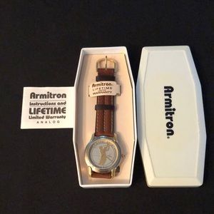 ARMITRON CLASSIC GOLF WATCH needs battery
